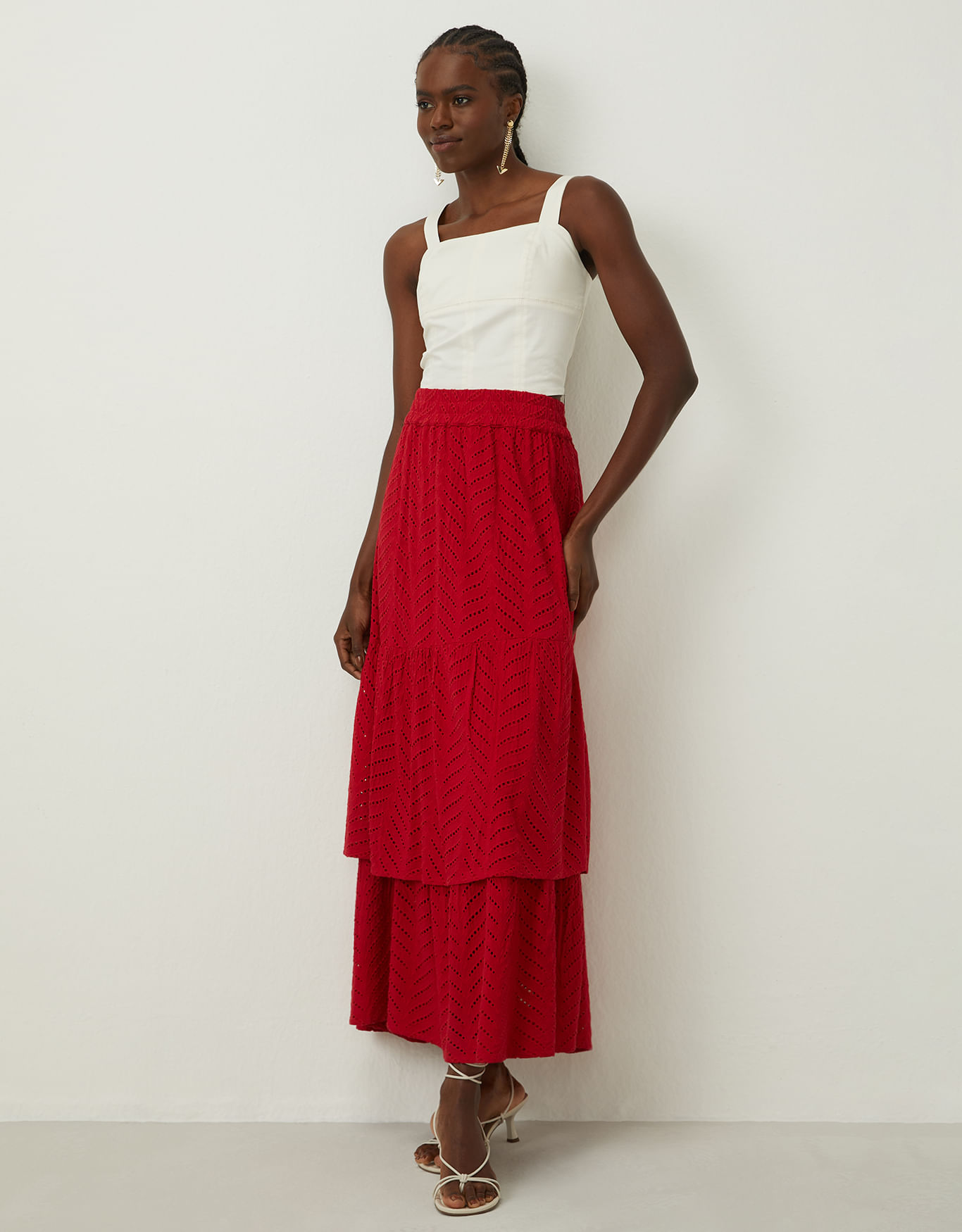 Red laise ruffle skirt