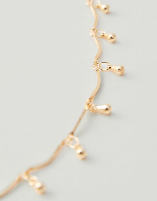 Long drop necklace