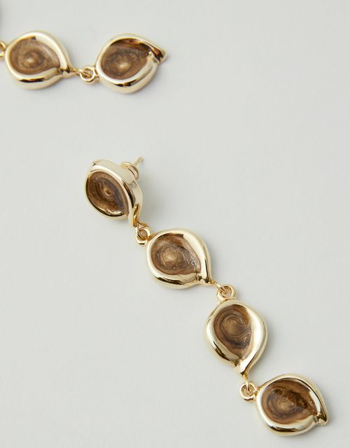 Long earrings with delicate pendants
