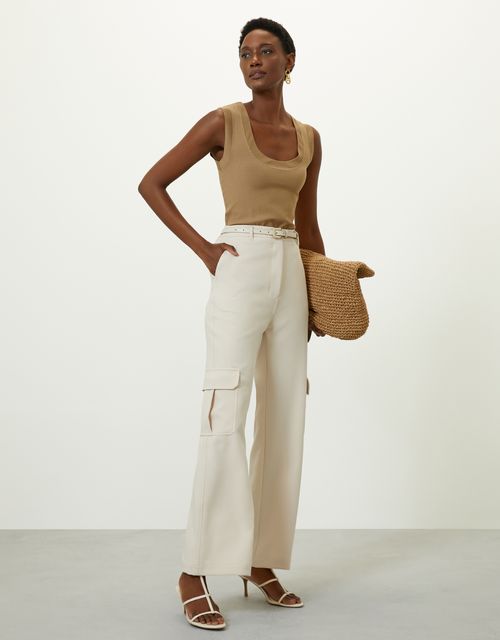 Straight pants with cargo pockets in sand