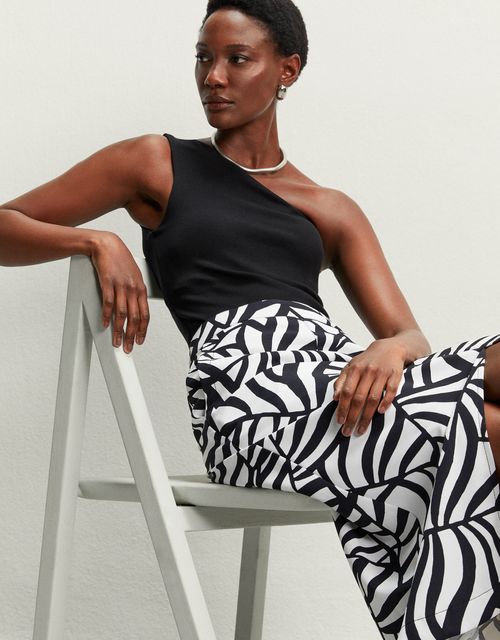 Leaf graphic skirt