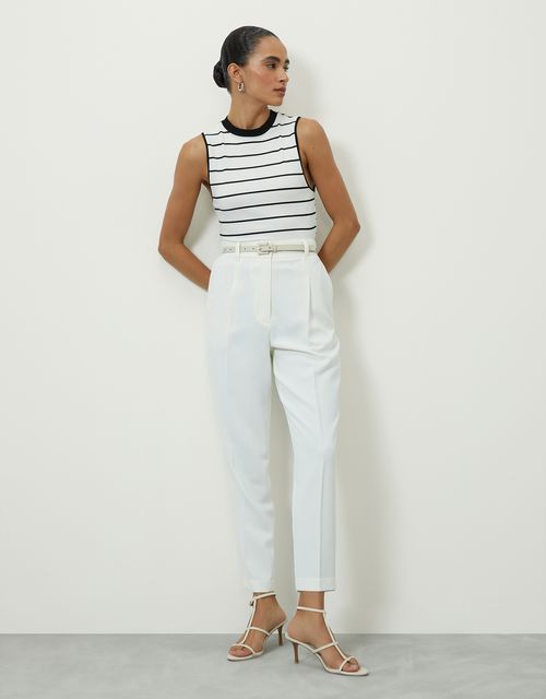 Slim tailored trousers with off-white pleats