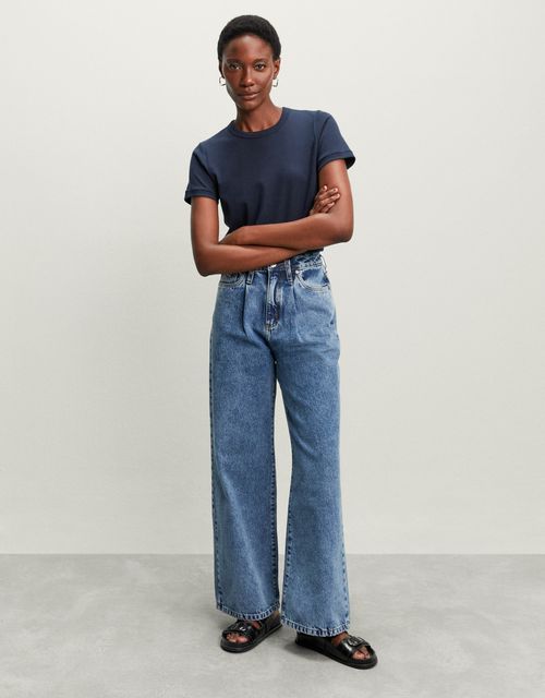Pleated wide leg jeans