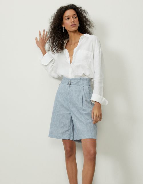 Tailored shorts with belt