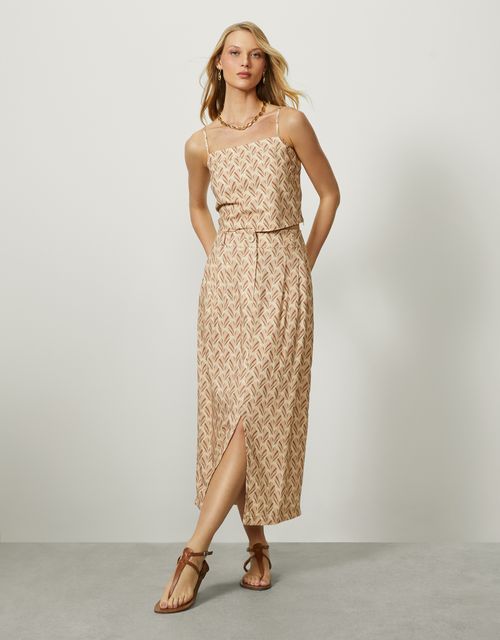 Geometric shell skirt