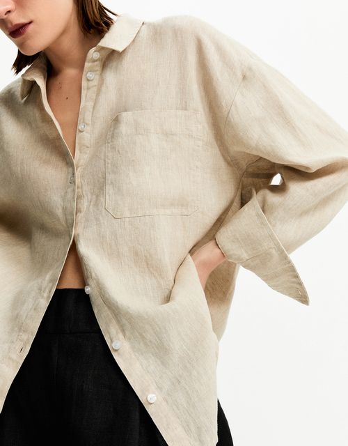 Loose shirt