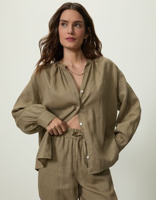 Wide linen shirt