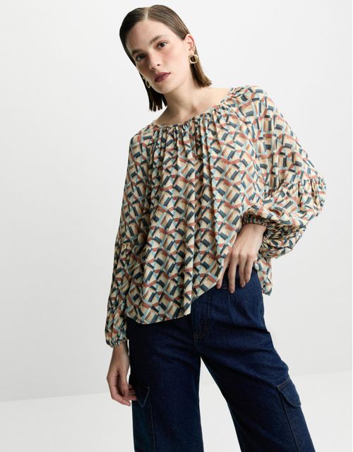 Graphic pattern blouse