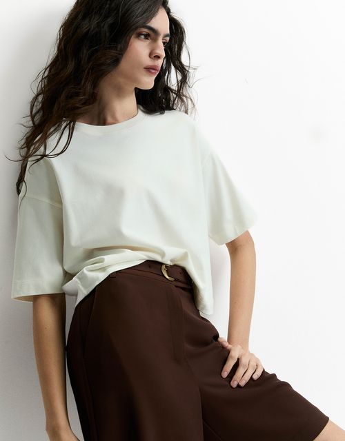 Off-white boxy t-shirt