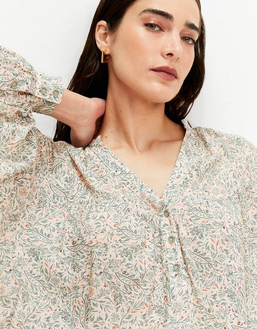 Patterned long sleeve blouse