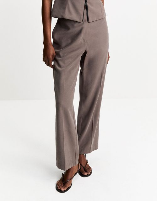 Tailored straight pants