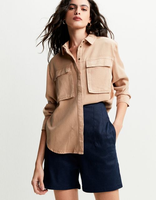 High waist shorts with internal elastic