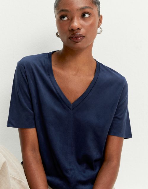 T-shirt suede decote v
