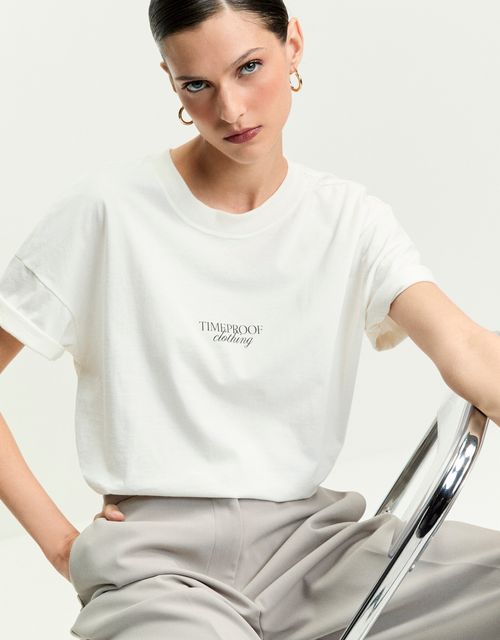 Dropped shoulders t-shirt