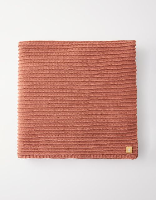 Ribbed rust knit scarf