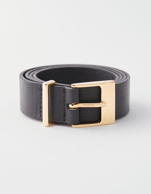 Medium black belt with metal buckle