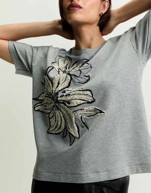 Embroidered floral textured t-shirt
