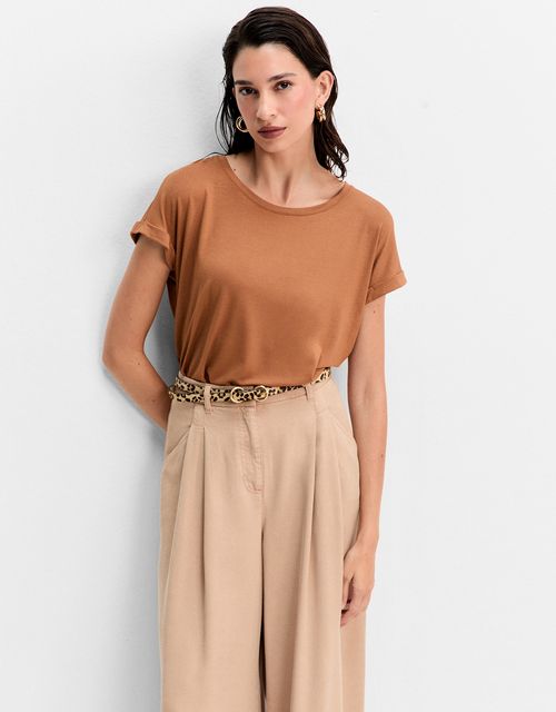 T-shirt manga travetada