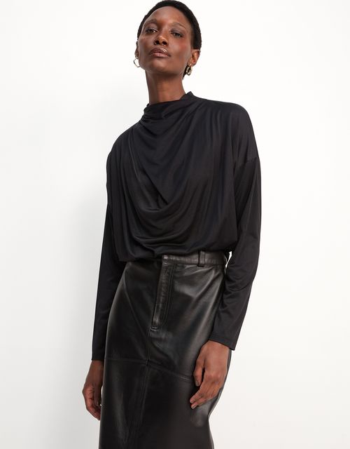 Draped knit blouse with collar