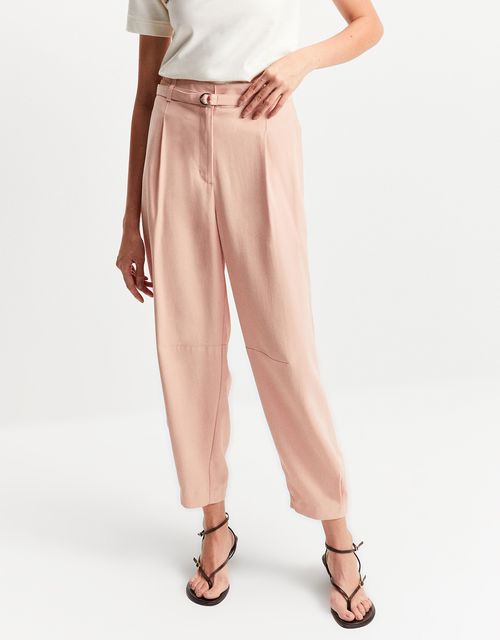 Baggy pants with pleats