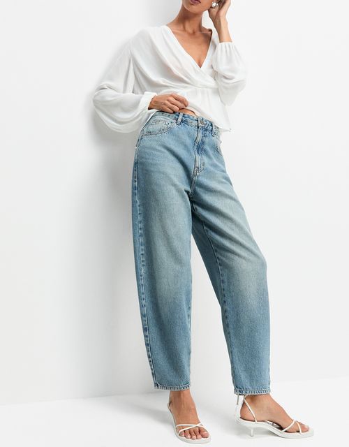 Balloon jeans