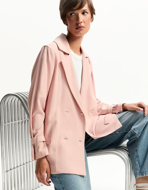 Wide jacket with belt