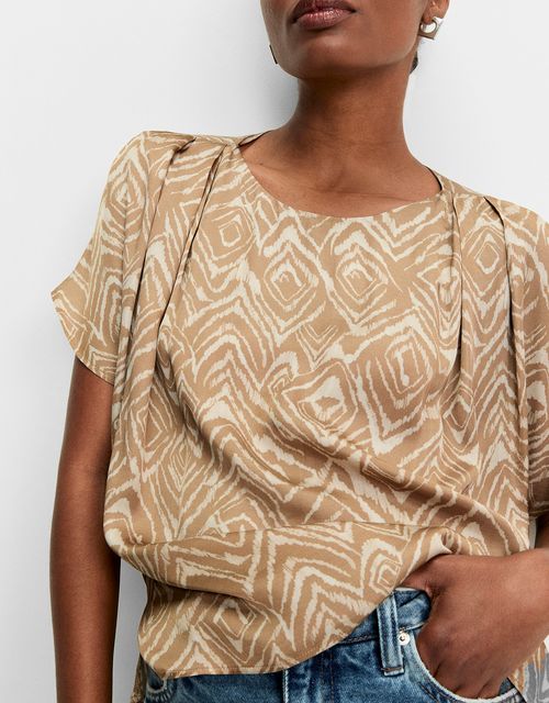 Camel geometric blouse