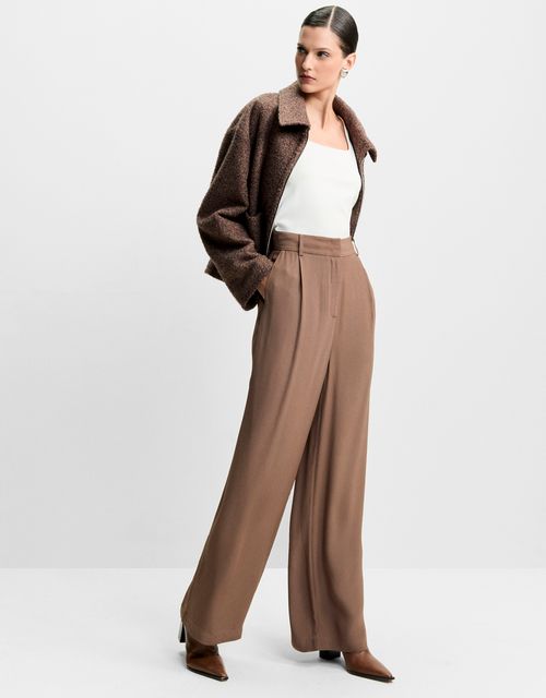 Pleated tailored pants