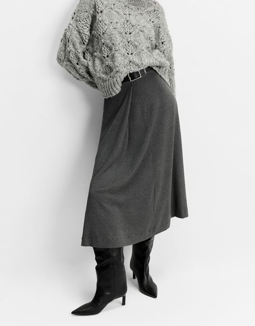 Pleated knit skirt