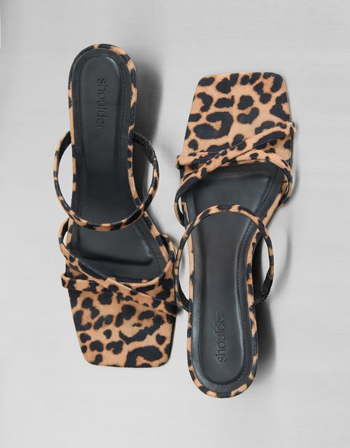 Leopard mid-heel sandal