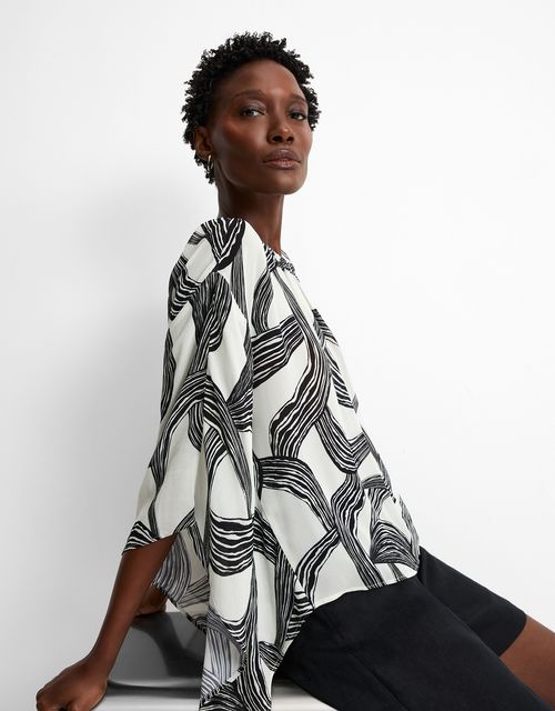 Graphic kimono sleeve blouse