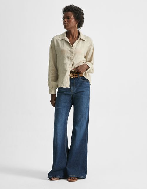 High-waisted flare jeans