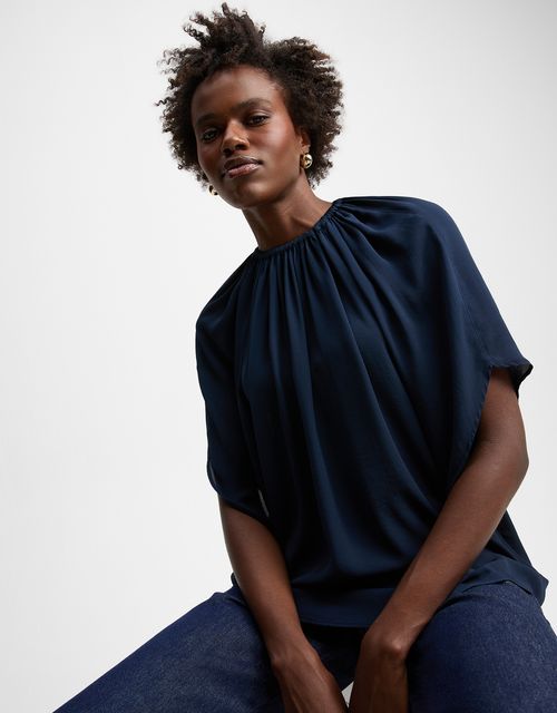 Long blouse with elastic collar