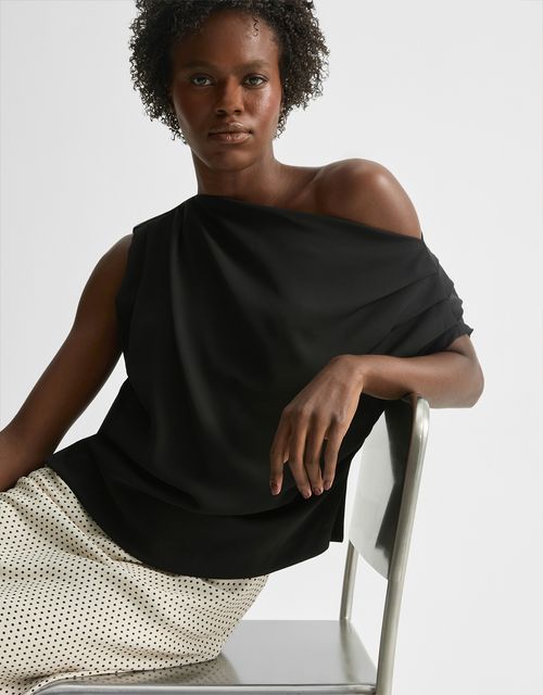 Gathered blouse