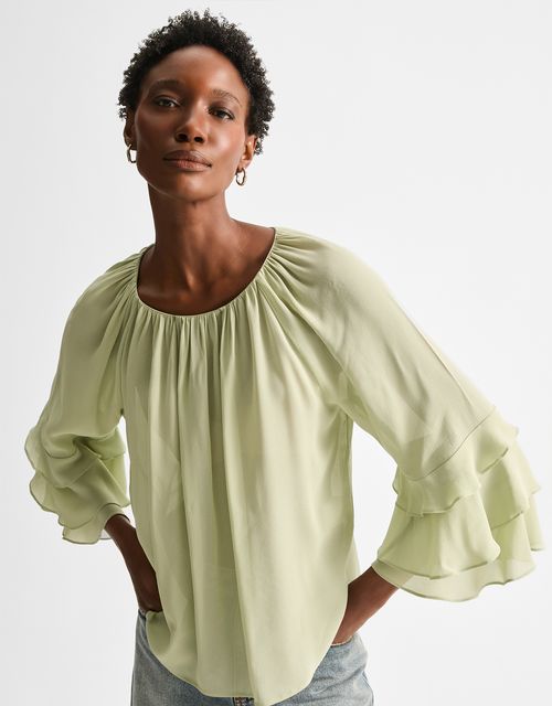 Ruffled loose blouse