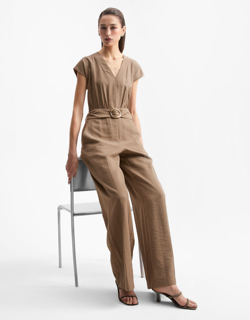 Wide-leg jumpsuit with belt