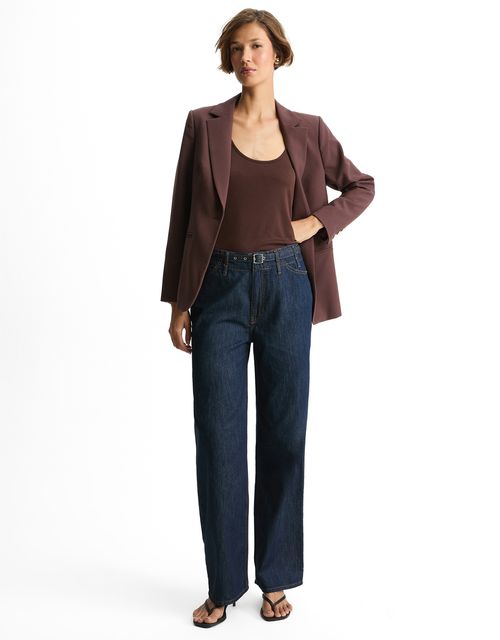 Straight jeans with belt